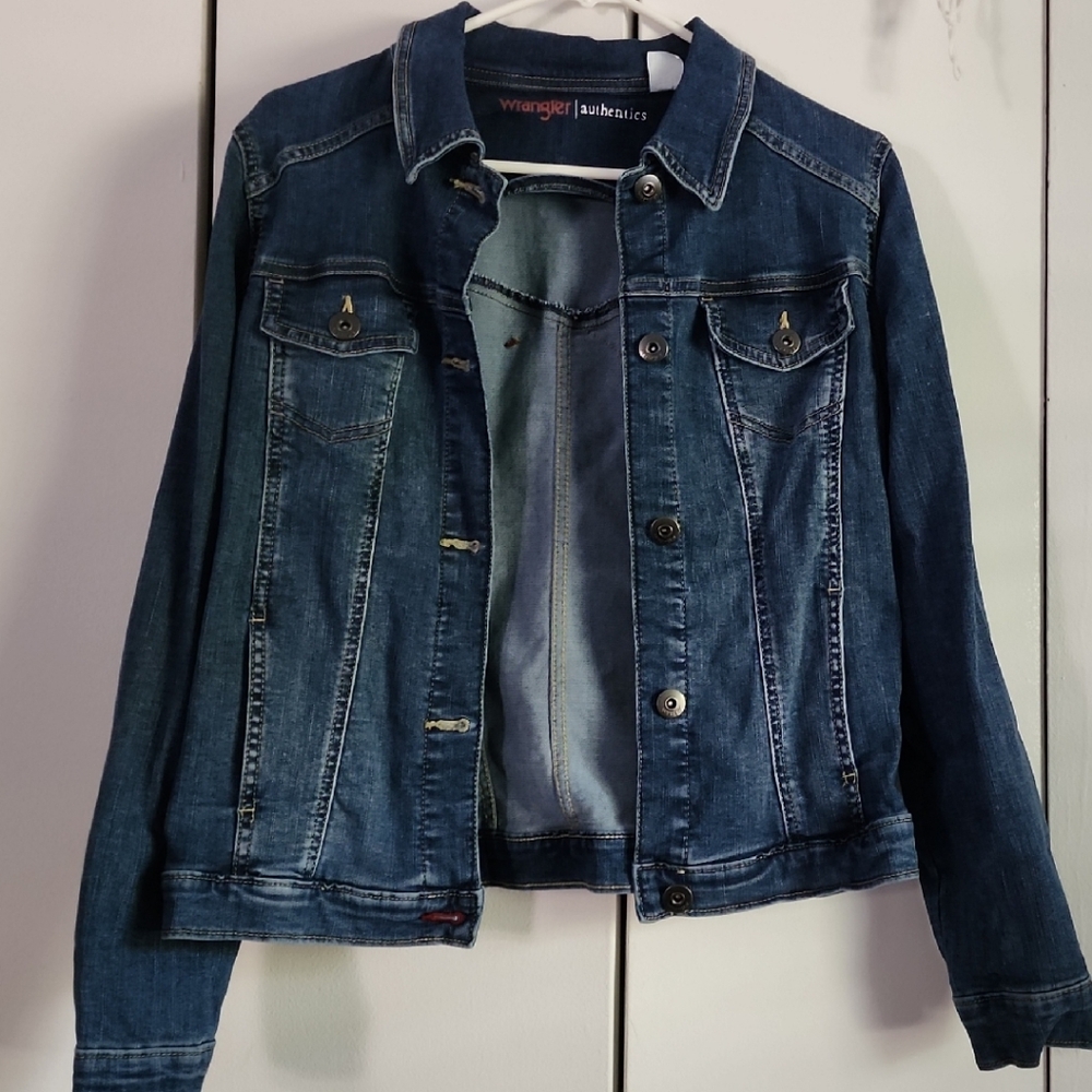 Levi's Classic Indigo Denim Jacket